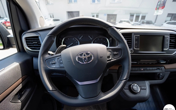 Toyota Proace Verso cena 226000 przebieg: 5, rok produkcji 2023 z Bogatynia małe 667